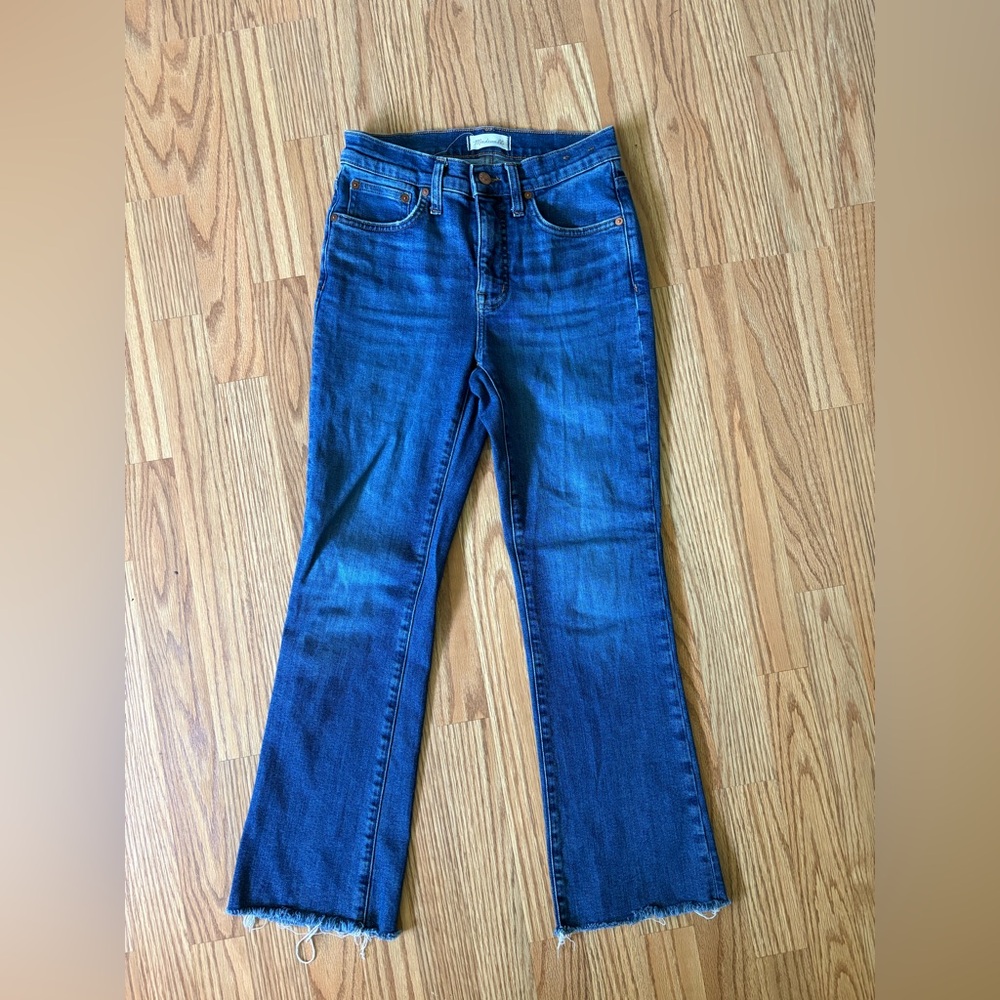 Madewell miderise kickout crop Jeans in Deep Blue